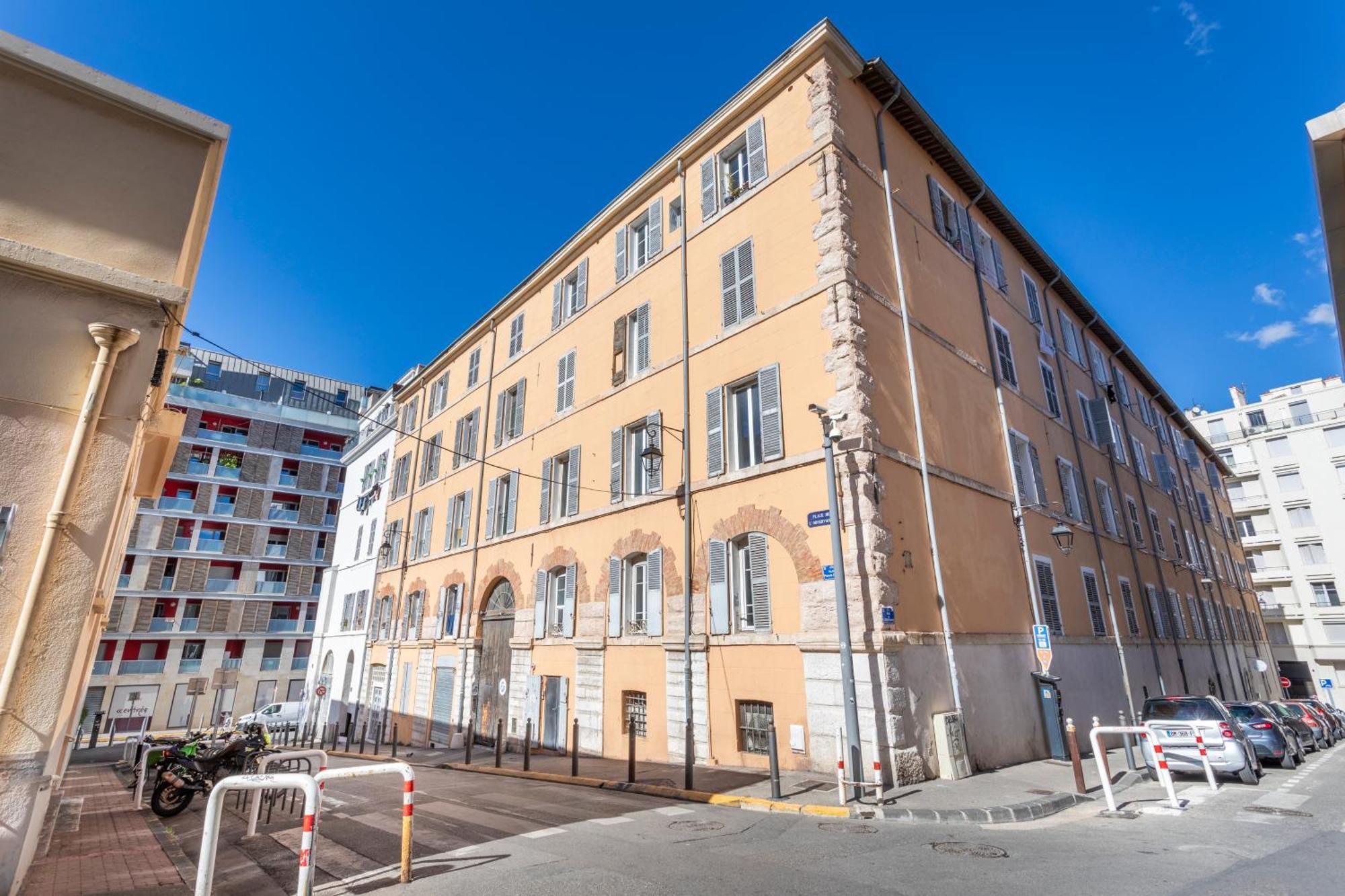 Апартаменты Adira Marseille Panier 2 Etoiles Экстерьер фото