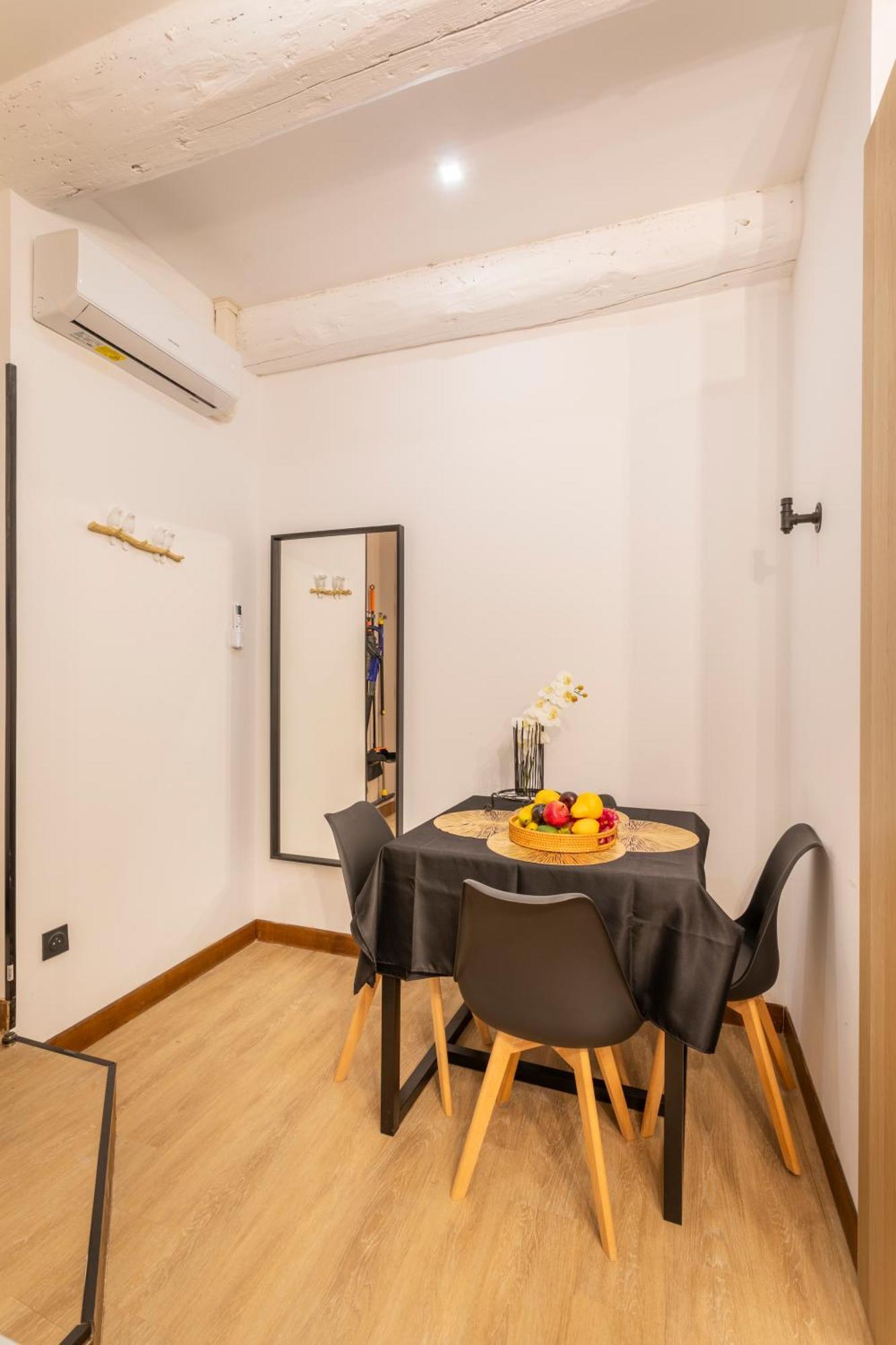 Апартаменты Adira Marseille Panier 2 Etoiles Экстерьер фото