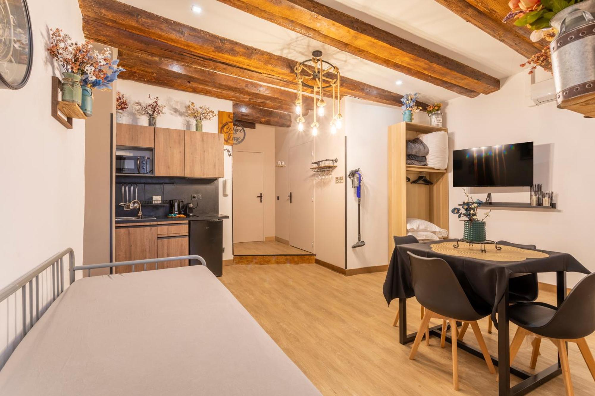 Апартаменты Adira Marseille Panier 2 Etoiles Экстерьер фото